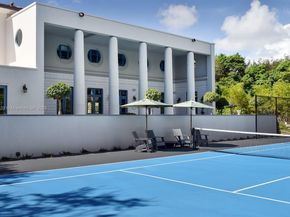 5771 SW 94th St, Pinecrest FL 33156