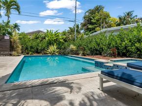 1621 N Victoria Park Rd, Fort Lauderdale FL 33305