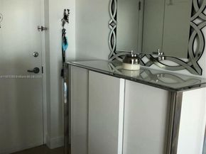 350 S Miami Ave 1511, Miami FL 33130