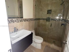 930 NE 33rd Ter 202, Homestead FL 33033