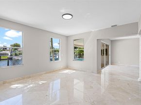 230 SE 9th St, Pompano Beach FL 33060