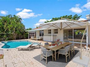 230 SE 9th St, Pompano Beach FL 33060