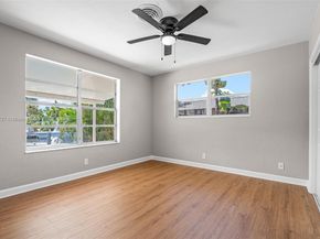 230 SE 9th St, Pompano Beach FL 33060