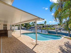 230 SE 9th St, Pompano Beach FL 33060