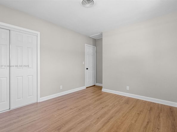 230 SE 9th St, Pompano Beach FL 33060