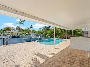 230 SE 9th St, Pompano Beach FL 33060