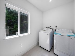 1828 NW 58th St, Miami FL 33142
