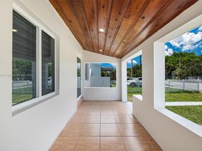 1828 NW 58th St, Miami FL 33142