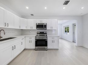1828 NW 58th St, Miami FL 33142