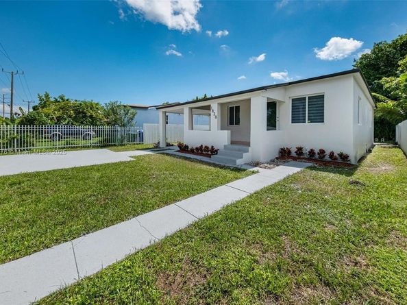 1828 NW 58th St, Miami FL 33142