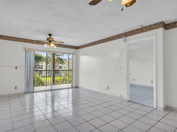 17000 NW 67th Ave 230, Hialeah FL 33015
