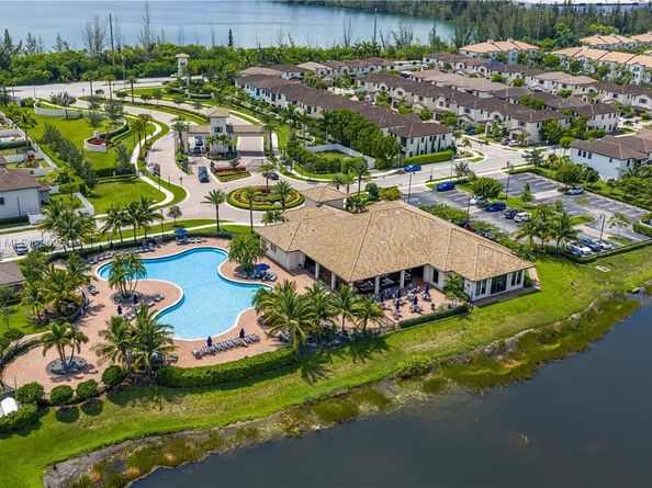 3345 W 95th Ter, Hialeah FL 33018