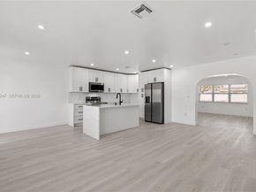 3341 NW 7th St, Lauderhill FL 33311