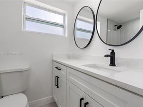 3341 NW 7th St, Lauderhill FL 33311