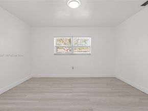 3341 NW 7th St, Lauderhill FL 33311