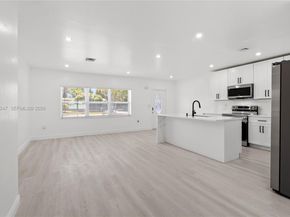 3341 NW 7th St, Lauderhill FL 33311