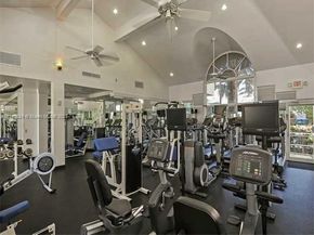 3801 NE 207th St 704, Aventura FL 33180