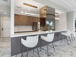 3801 NE 207th St 704, Aventura FL 33180