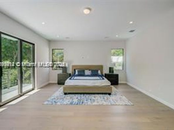 1780 Chucunantah Rd, Miami FL 33133