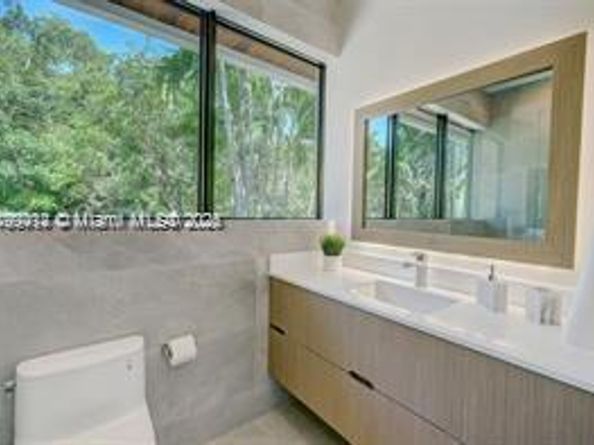 1780 Chucunantah Rd, Miami FL 33133