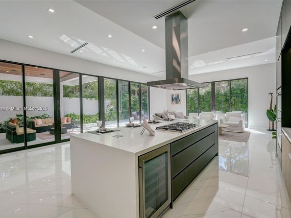 1780 Chucunantah Rd, Miami FL 33133