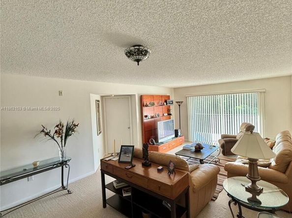 801 SW 138th Ave 410E, Pembroke Pines FL 33027
