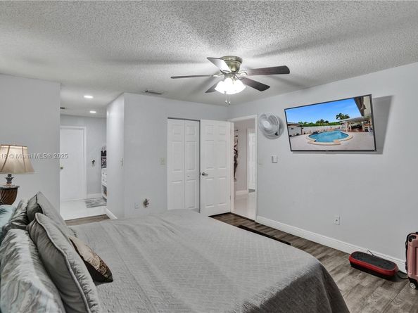 31 NW 133rd Pl, Miami FL 33182
