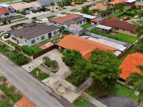 31 NW 133rd Pl, Miami FL 33182