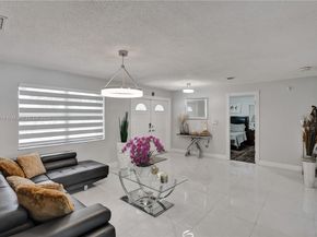 31 NW 133rd Pl, Miami FL 33182