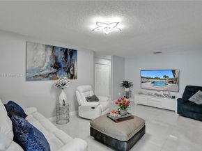 31 NW 133rd Pl, Miami FL 33182