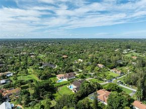 6252 NW 65th Ter, Parkland FL 33067