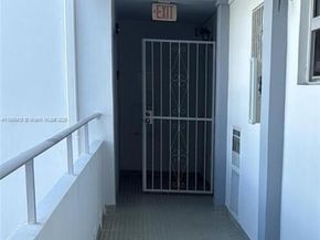 8000 Harding Ave 5F, Miami Beach FL 33141