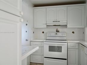 8000 Harding Ave 5F, Miami Beach FL 33141