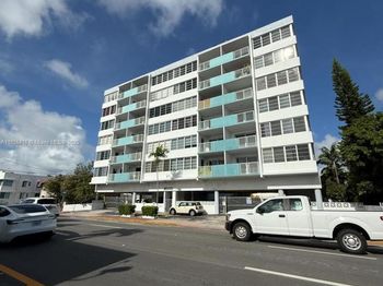 8000 Harding Ave