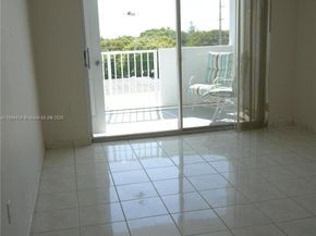 8000 Harding Ave 5F, Miami Beach FL 33141