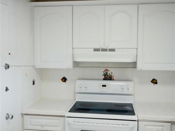8000 Harding Ave 5F, Miami Beach FL 33141