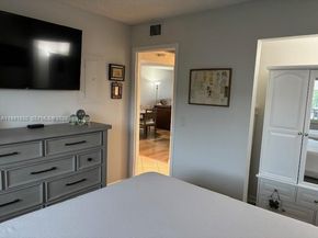 1001 SW 128th Ter 307B, Pembroke Pines FL 33027
