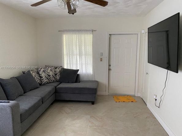 14680 Tyler St, Miami FL 33176