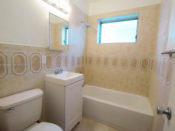 8132 Harding Ave 10, Miami Beach FL 33141