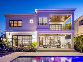 895 NE 76th St, Miami FL 33138