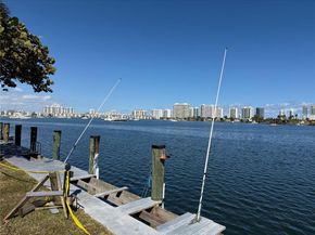 16546 NE 26th Ave 6H, North Miami Beach FL 33160