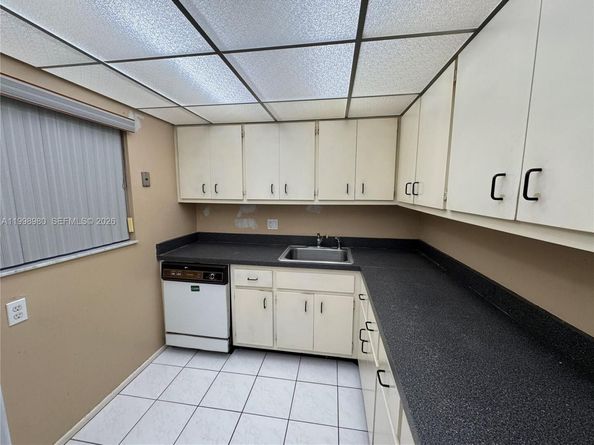 7787 SW 86th St E206, Miami FL 33143
