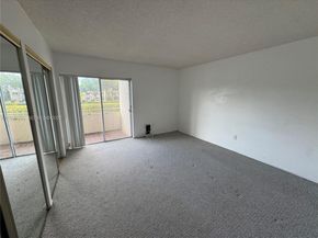7787 SW 86th St E206, Miami FL 33143
