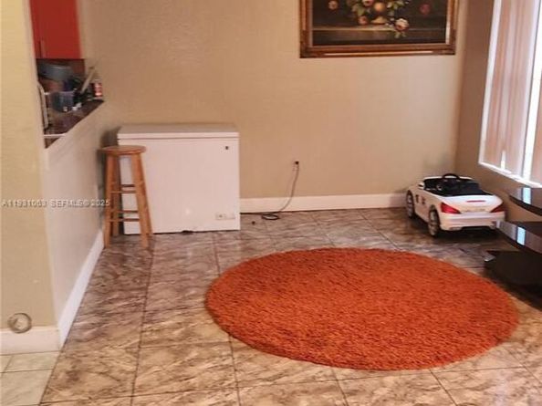 18963 SW 113th Ct, Miami FL 33157