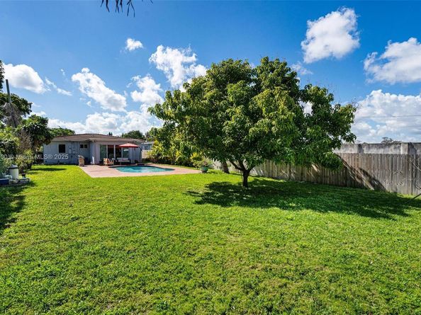 2923 Madison St, Hollywood FL 33020