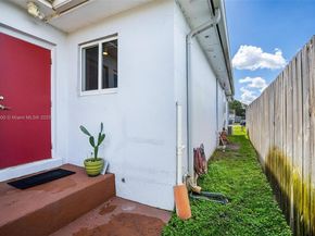 2923 Madison St, Hollywood FL 33020