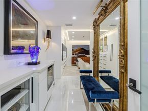 8761 SW 56th St, Miami FL 33165