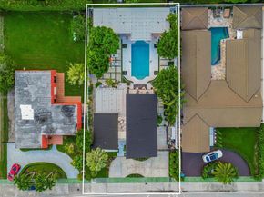 8761 SW 56th St, Miami FL 33165