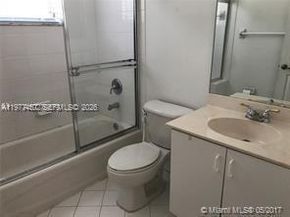 11142 NW 72nd Ter, Doral FL 33178