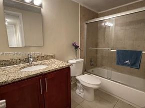 3700 NW 21st St 304, Lauderdale Lakes FL 33311